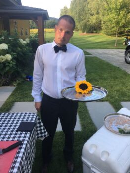 cater waiter