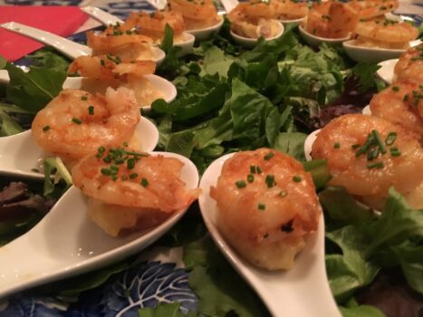 shrimp hors d'oeuvres on spoons